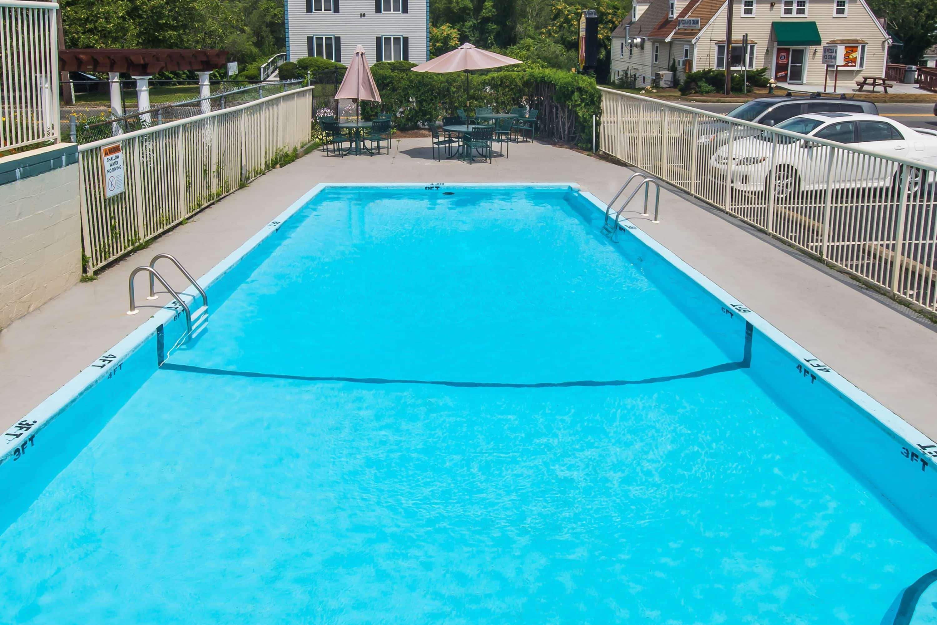 Relax Inn Cape Cod West Yarmouth Hyannis Exterior photo